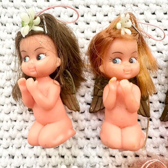 Vintage Set 7 Hong Kong Kewpie Big Eyed Rubber Kneeling Praying Angel Mini Dolls - Picture 4 of 6